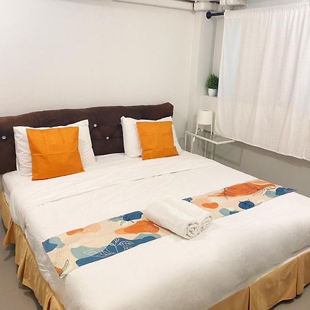 101 Seoul Hostel Бангкок Экстерьер фото