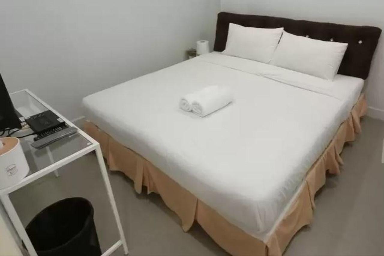 101 Seoul Hostel Бангкок Экстерьер фото